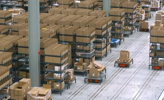 Intelligent AMR Warehouse in the US East: 20,000 ㎡